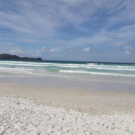 Temporada Cabo Frio Appartamento Esterno foto