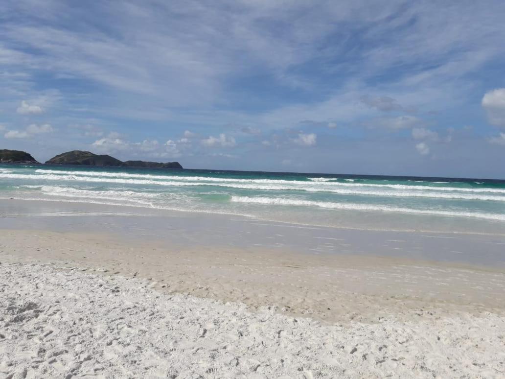 Temporada Cabo Frio Appartamento Esterno foto